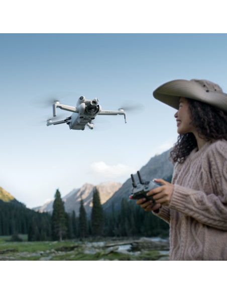 DRONE DJI MINI 4 PRO AVEC RC-N2